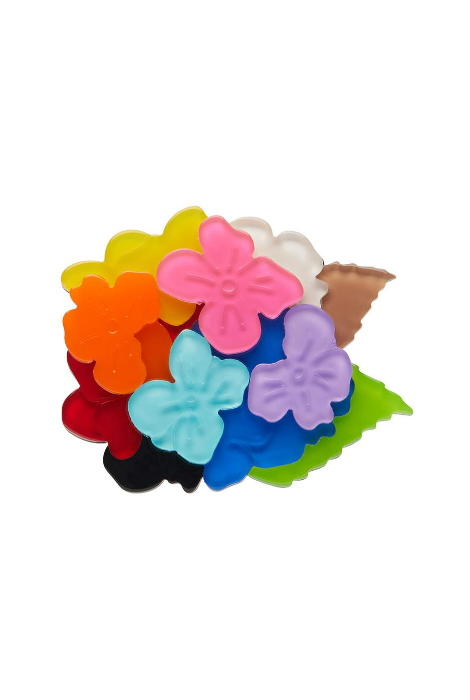 Erstwilder heartfelt hydrangea brooch top